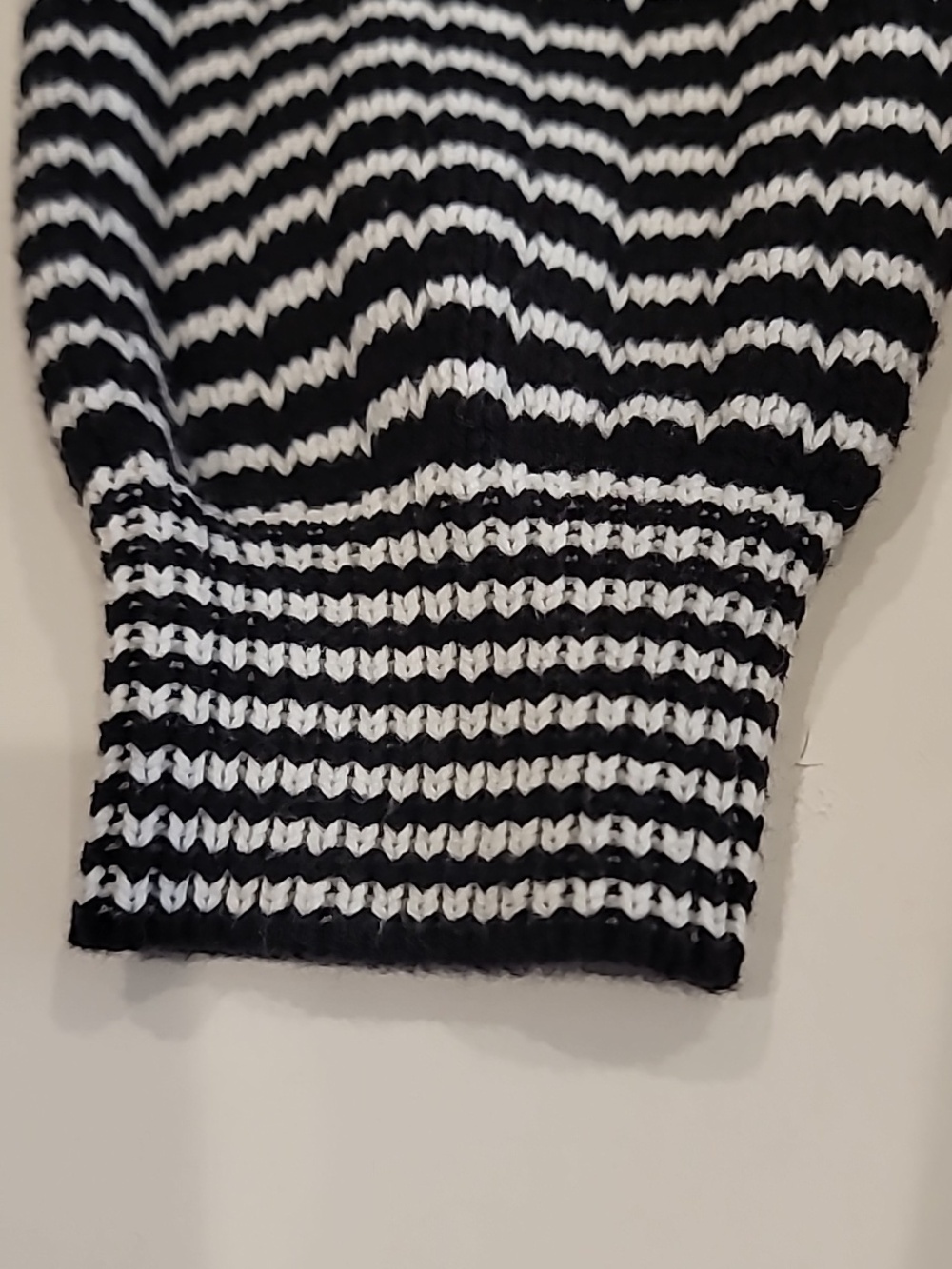 Nicole Miller Evening Cardigan Sweater Top Black White Large - Picture 8 of 14
